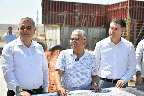 Kayseri Büyükşehir Belediye Başkanı Büyükkılıç, yerinde incelemeler gerçekleştirdiği İldem-Gesi bölgesinde