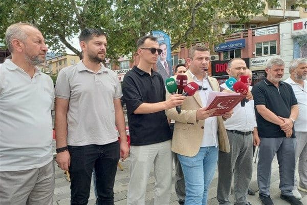 Saadet Partisi Osmangazi İlçe Gençlik Kolları Başkanı Gökhan Canbaz tarafından