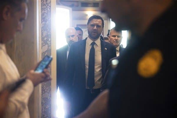 ABD Senatosu, Cumhuriyetçi Parti’nin girişimiyle hazırlanan ve Başkan Donald Trump’ın