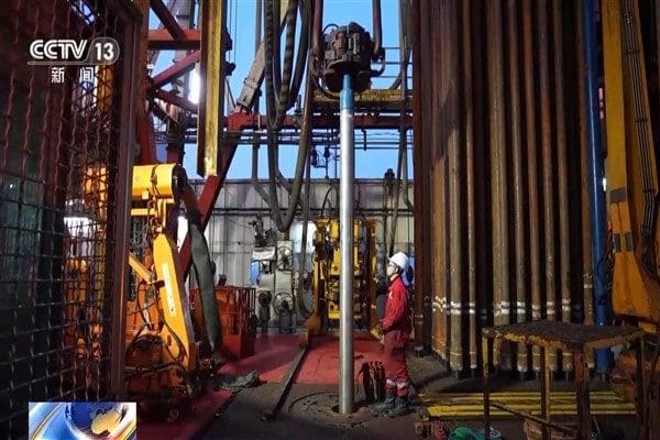 Çin’in Bohai Denizi’nde yer alan yüksek rezervli bir petrol sahası