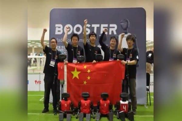 Brezilya’da düzenlenen 2025 Robot Futbol Dünya Kupası’nda (RoboCup 2025) insansı