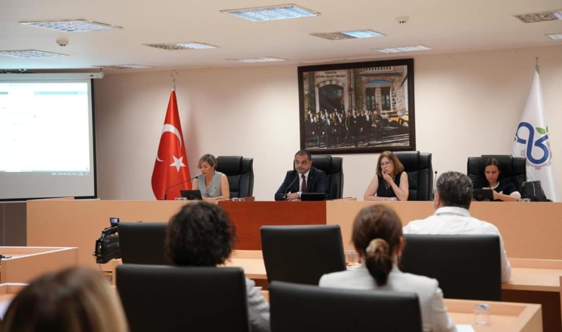 Çorlu Belediye Başkan Vekili Doğukan Dağ başkanlığında Çorlu Belediyesi Meclis