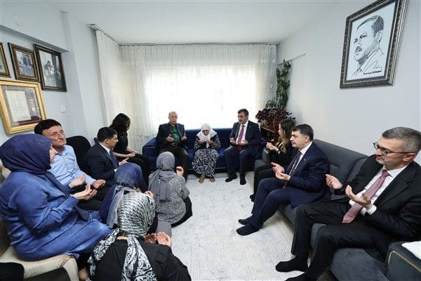 Cumhurbaşkanı Recep Tayyip Erdoğan, 15 Temmuz darbe girişimi sırasında iki