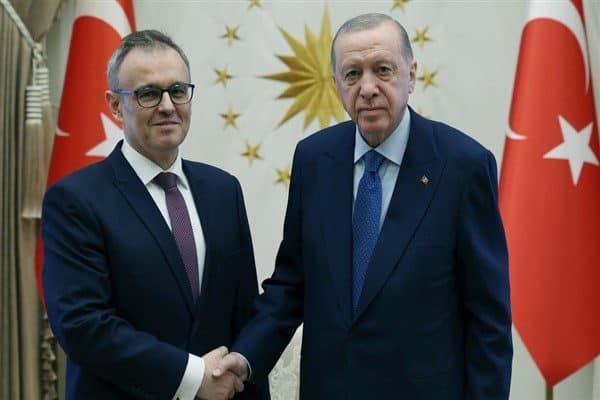 Cumhurbaşkanı Recep Tayyip Erdoğan, Slovak Cumhuriyeti Büyükelçisi Michal Slivovic’i Cumhurbaşkanlığı