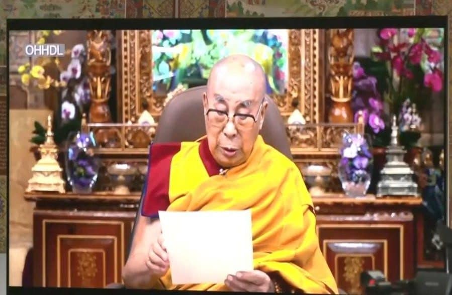 Nobel Barış Ödülü sahibini,Tibet Budizmi'nin ruhani lideri 1959'da Çin komünist yönetimine