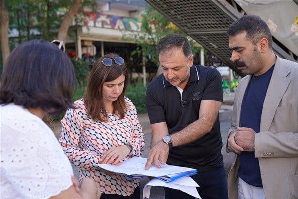 Diyarbakır Büyükşehir Belediyesi Eş Başkanları Serra Bucak ve Doğan Hatun,