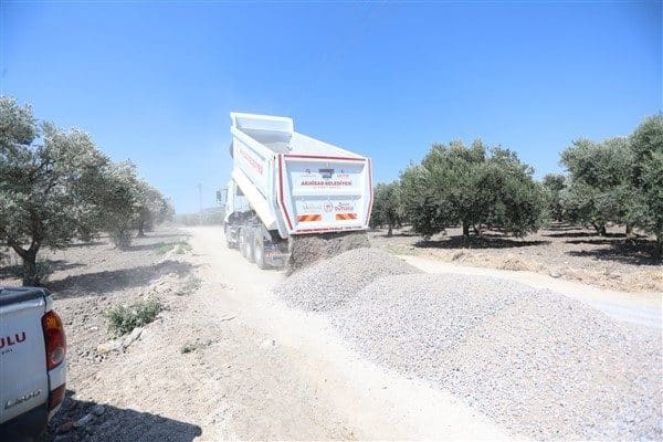 Kırsal Hizmetler Müdürlüğü’ne bağlı ekipler tarafından yürütülen çalışmalar kapsamında, uzun