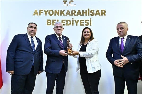 Dervişoğlu, ziyaret sonrası gündeme ilişkin soruları yanıtladı. Terör örgütü elebaşı