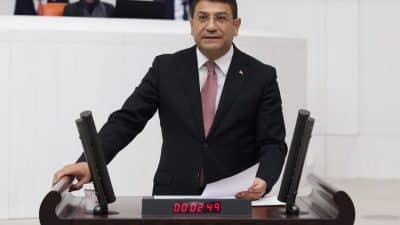 Reddedilen önergesinin gerekçesinde “Bir yandan FETÖ ile mücadeleye devam etmenin
