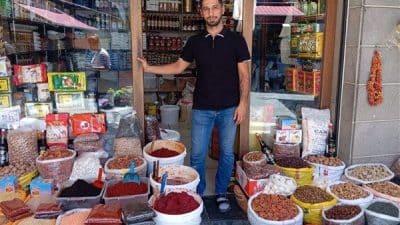 Atlı, bir asrı aşan dükkanlarının tarihini ve Güneydoğu’ya özgü baharat