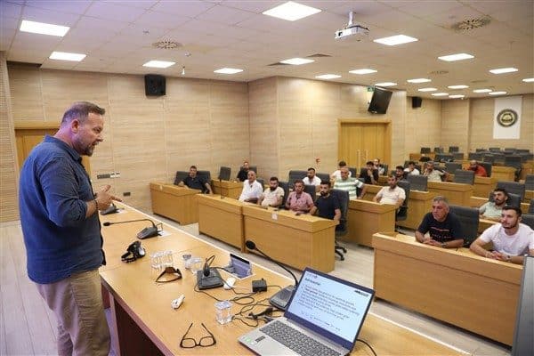 Ulaşım Dairesi Başkanlığı, toplu taşımada görev yapan belediye otobüsü, özel