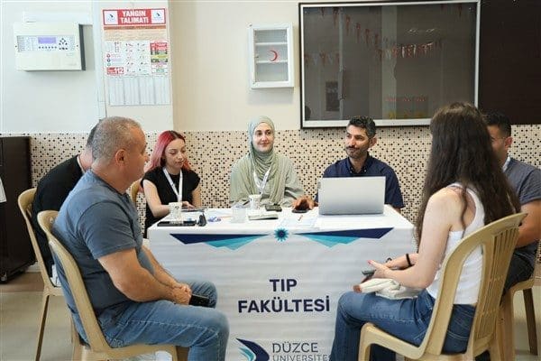 Atatürk Eğitim ve Kültür Merkezi’nde düzenlenen Tanıtım Günleri’nin ilk gününe;