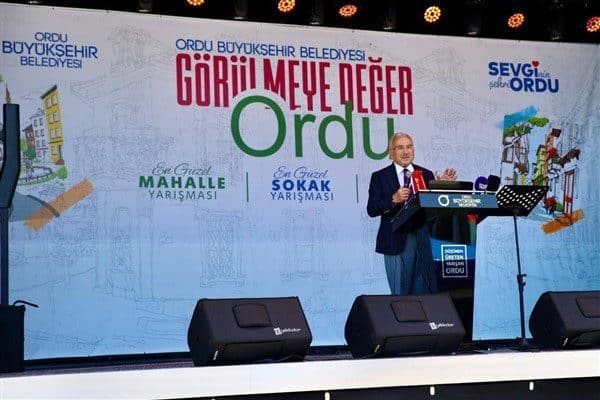 Yarışmanın kazananları, Ordu Büyükşehir Belediyesi önünde gerçekleştirilen törenle açıklandı. Yarışmanın