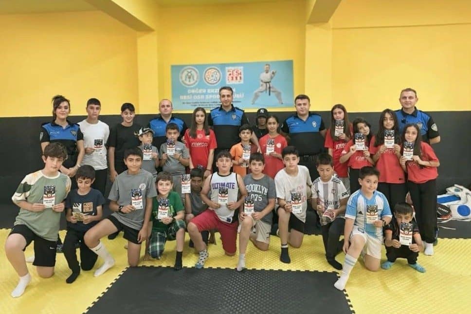 Erzincan İl Emniyet Müdürlüğü Toplum Destekli Polislik Şube Müdürlüğü ekipleri,