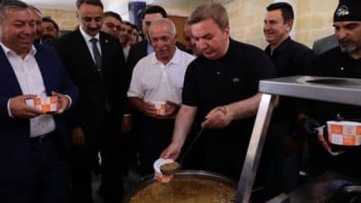 İliç Dernekler Federasyonu tarafından organize edilen etkinlikte konuşan Vali Aydoğdu,
