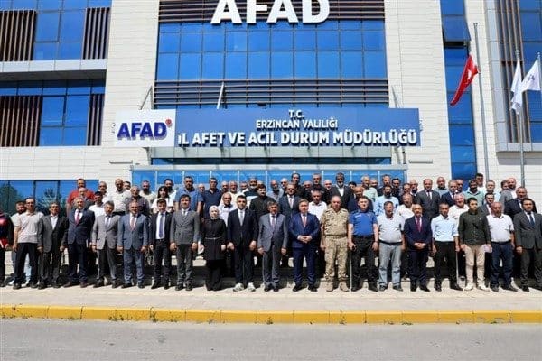 Erzincan İl Afet ve Acil Durum Müdürlüğü Toplantı Salonu’nda gerçekleştirilen
