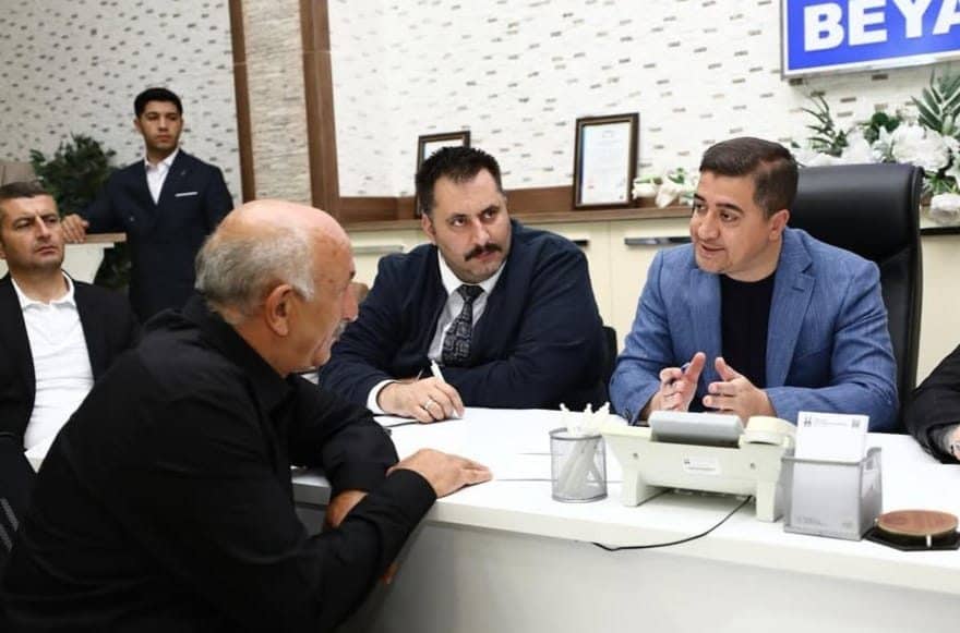 Belediyeden yapılan açıklamada, şehrin geleceğine yön verecek projelerin, devam eden