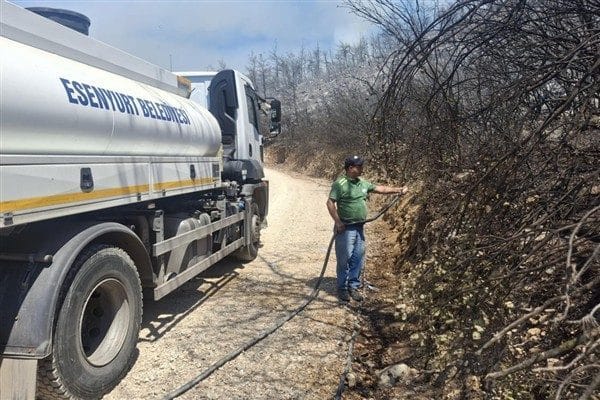 Bursa’da başlayan orman yangınlarına müdahale etmek amacıyla bölgeye ekipler ve