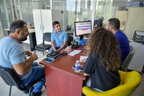 Esenyurt Belediyesi, Liselere Geçiş Sistemi (LGS) kapsamında tercih yapacak öğrencilere