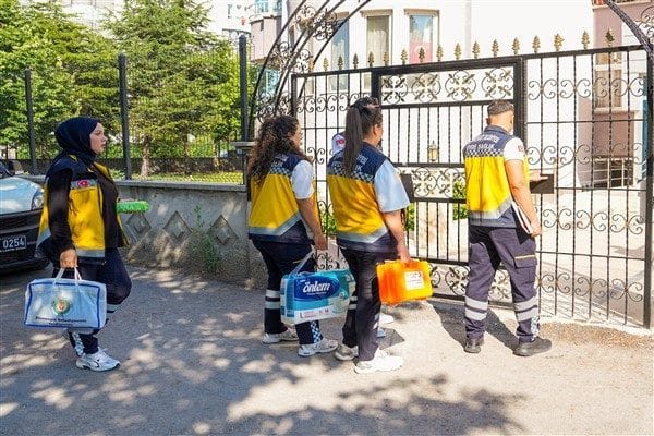 Etimesgut Belediyesi’nin evde bakım gerektiren bireylere sunduğu “Evde Sağlık Hizmeti”;