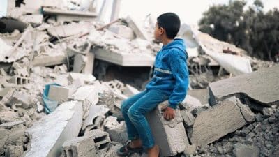 Bölgedeki sağlık personeli ve yetkililer, saldırıda hayatını kaybedenlerin sekizinin çocuk
