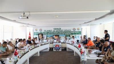 Toplantıya; Gemlik Kaymakamı Osman Aslan Canbaba, Gemlik Belediye Başkanı Şükrü