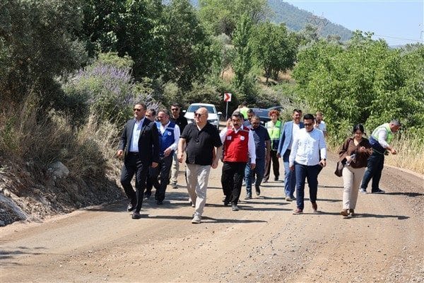 Yılmaz’a ziyaretleri sırasında Yatağan Belediye Başkanı Mesut Günay, Muğla Büyükşehir