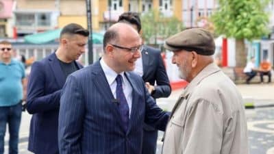 Ziyaret programına yeni görevine başlayan Görele Kaymakamı İbrahim Civelek’i makamında