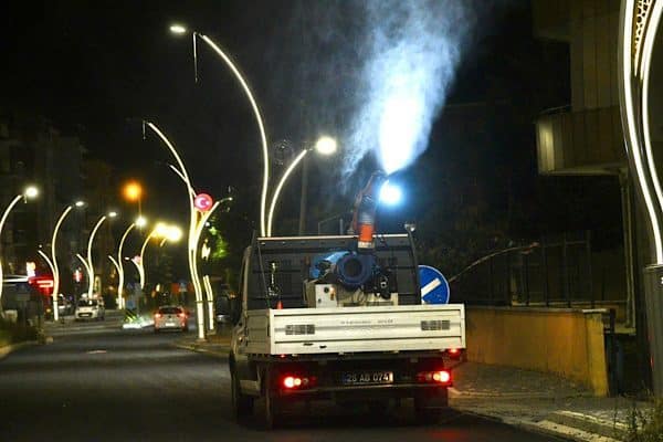 Giresun Belediyesi, yaz mevsiminin gelmesiyle birlikte çoğalan sinek, sivrisinek ve