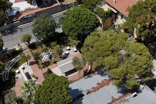 Buca Belediyesi, Göksu Kafe’yi yenileyerek “Buca1923 Göksu Kafe” adıyla tekrar