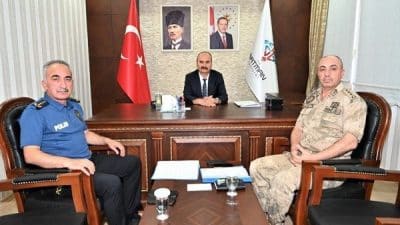 Batman Valisi Ekrem Canalp, İçişleri Bakanı Ali Yerlikaya başkanlığında 51