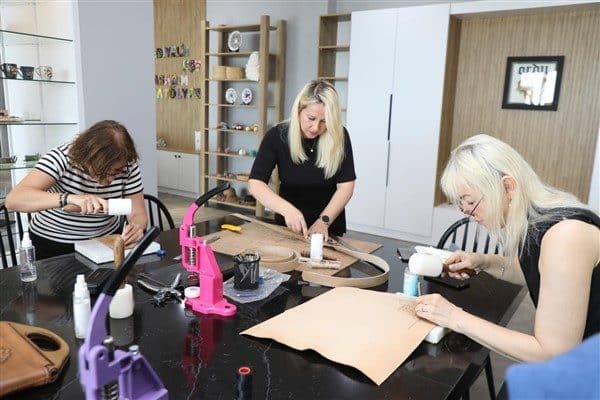 Kirazlimanı’nda faaliyete başlayan işletmede her ayın belirli günlerinde workshop (Fikir