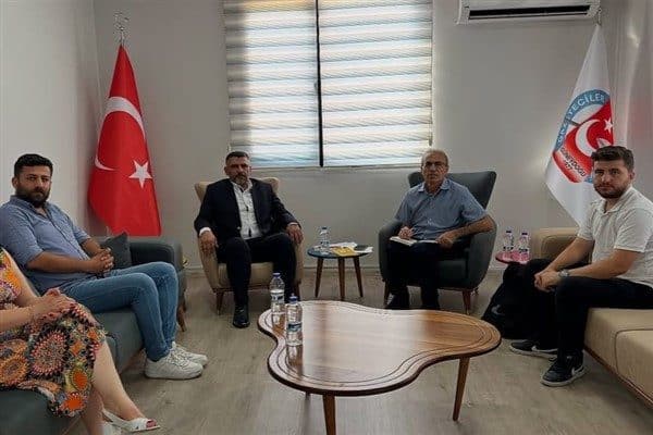 Aziz Korkmaz Tesisleri'nde gerçekleşen ziyarette, GGC Başkanı Felat Bozarslan'ın yanı