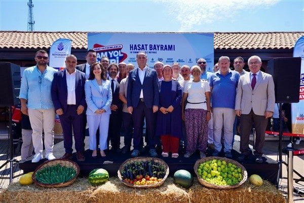 İBB Başkan Vekili Aslan, İstanbullu çiftçilere ücretsiz dağıtılan yazlık fidelerden