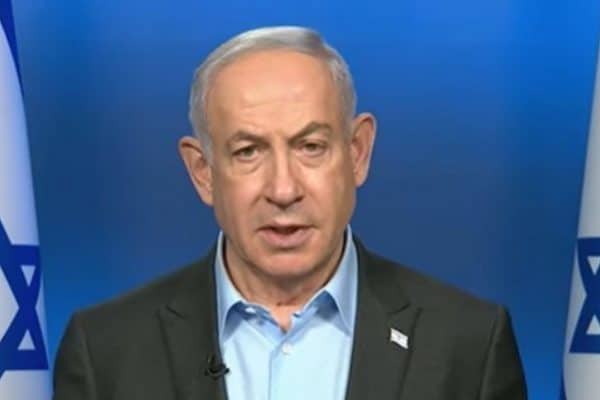 Başbakan Netanyahu, Ramon Hava Kuvvetleri Üssü'nü ziyaret ettiğini belirterek, askerlere
