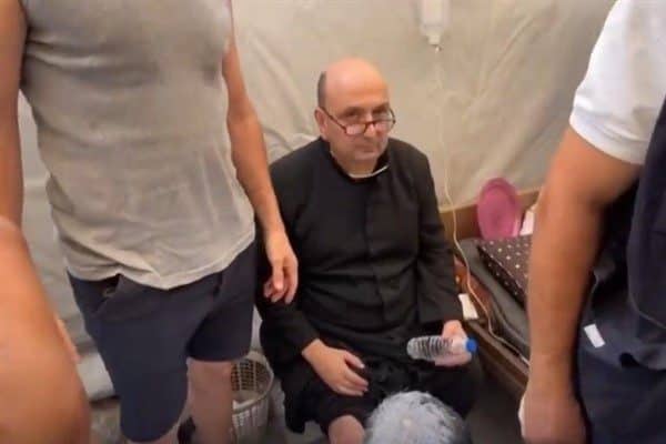 Pazar günü Gazze'deki tek Katolik kilisesi olan Kutsal Aile Kilisesi'ne