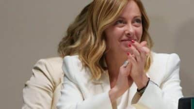 İtalya Başbakanı Meloni, İtalya'da bulunan Bahreyn Kralı Hamad bin İsa