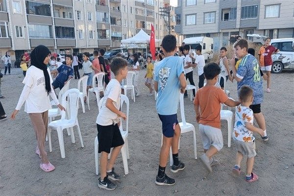 Karacabey Belediyesi, çocukların yaz tatilini keyifli ve eğlenceli hale getirmek