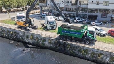 Gemlik Belediye Başkanı Şükrü Deviren, BUSKİ Genel Müdür Yardımcısı Alper