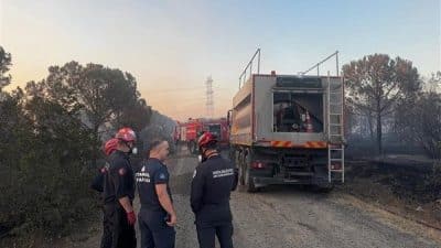 Haberi alır almaz yangının kontrol altına alınmasına katkı sunmak için