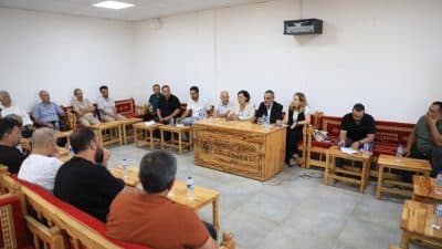 Kayapınar Belediyesi Fen İşleri Müdürlüğü’nün yeni yerleşim bölgelerinde ulaşımda yaşanan