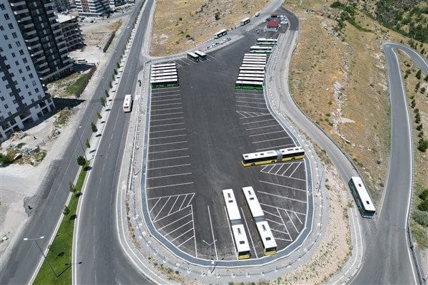 Büyükşehir Belediyesi Ulaşım A.Ş., Anayurt Garaj Noktası'nı tamamlayarak hizmete sundu.