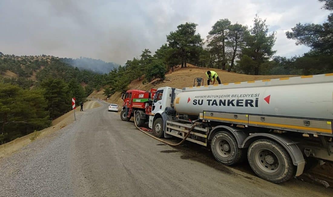 Kahramanmaraş’ta çıkan ve orman alanlarını tehdit eden yangına müdahale çalışmaları