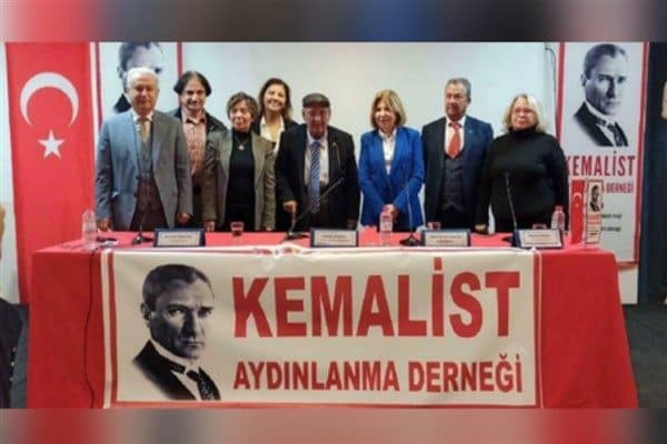 Kemalist Aydınlanma Derneği Basın Sözcüsü ve Yönetim Kurulu Üyesi Buket