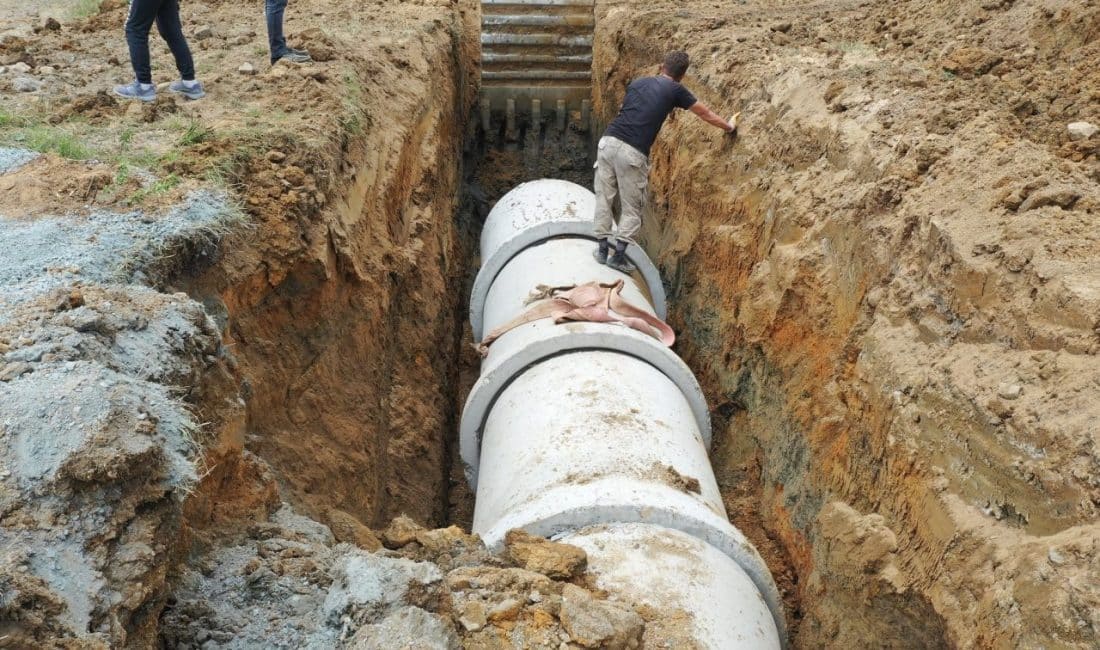 Mevcutta kullanılan 60’lık beton büzlerin yetersiz kaldığı bölgede, su baskınlarının