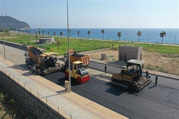 Kızılin Sahil yolunda tamamlanan çalışma, bölge halkı tarafından memnuniyetle karşılandı.