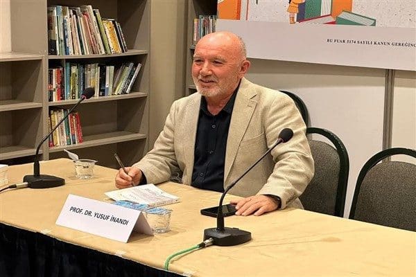 Kahramanmaraş’ın küçük bir köyünde dünyaya gözlerini açan, köyden akademiye uzanan başarılı