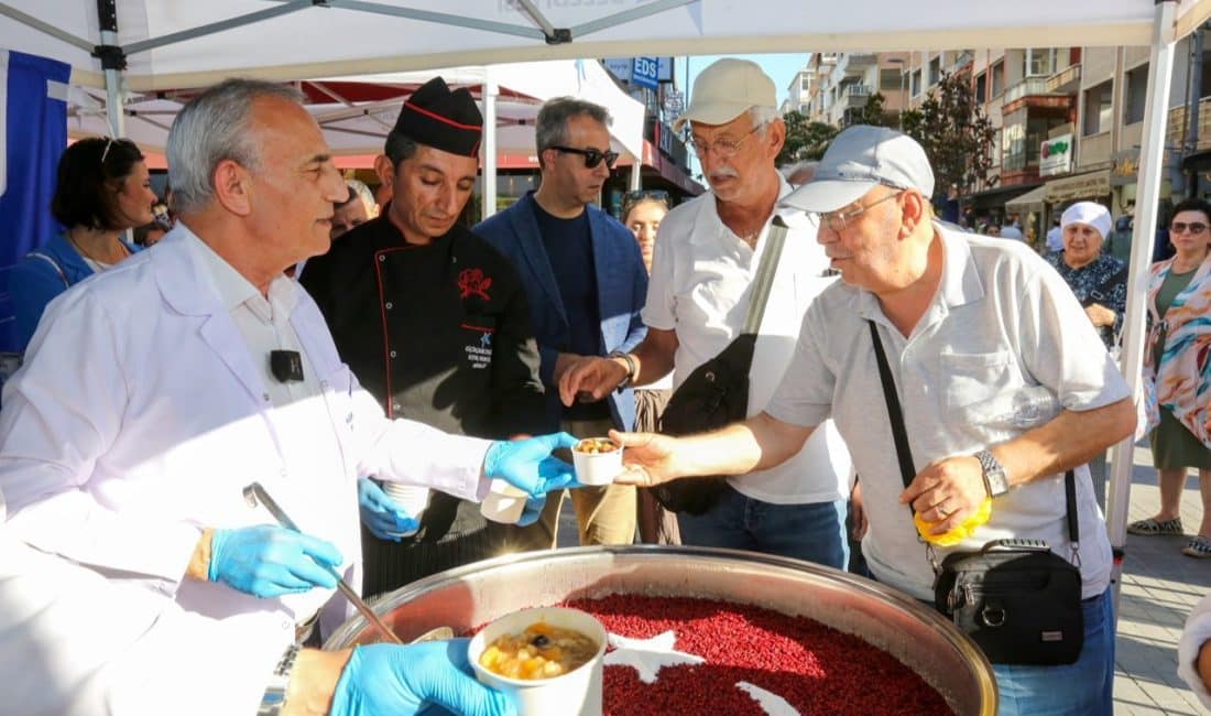 Küçükçekmece Belediyesi tarafından Muharrem ayı dolayısıyla vatandaşlara bolluk ve bereketin