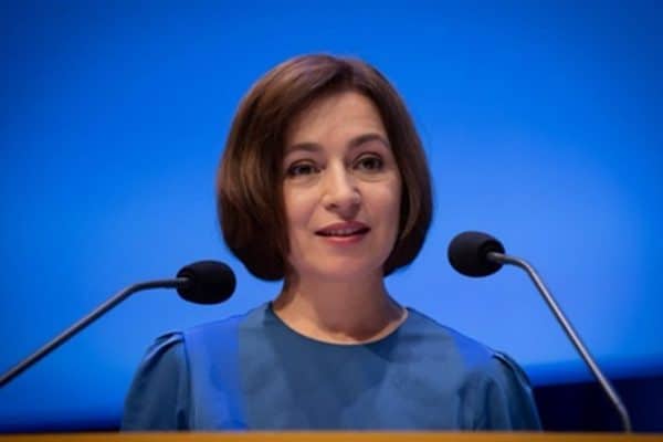 Moldova Cumhurbaşkanı Sandu, İngiltere Başbakanı Keir Starmer ile Chequers’ta gerçekleştirdiği