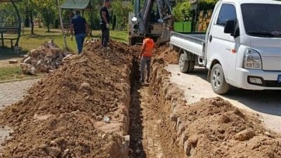 Belediyeden yapılan açıklamada, doğayla iç içe bir yaşam alanı oluşturma